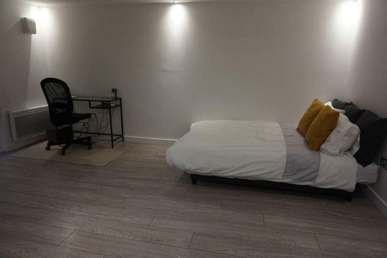 Rjo Serviced Accommodation Purfleet Buitenkant foto